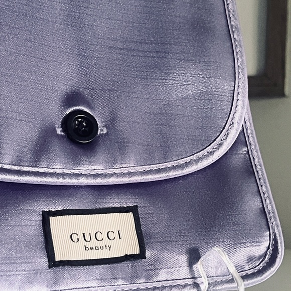 Metallic Gucci Flora (Button-Closure) Cosmetic-Makeup Bag - Picture 2 of 8